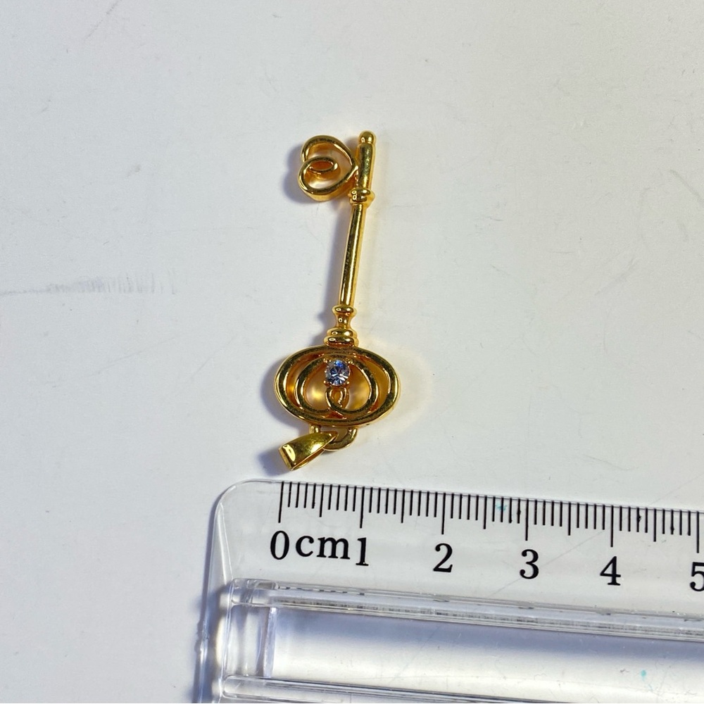 Vintage NVC Gold Tone Key Pendant with Rhinestone - Picture 7 of 7